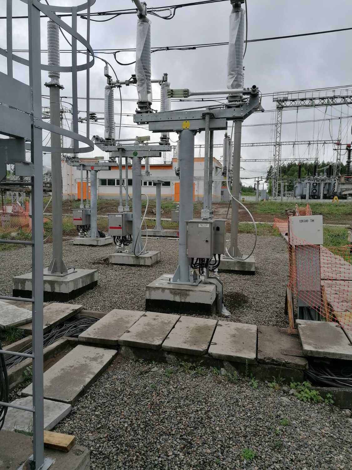 2021-2022. Капитальный ремонт разъединителей 110 кВ на ПС 220 кВ "КМК-1", г. Новокузнецк. 